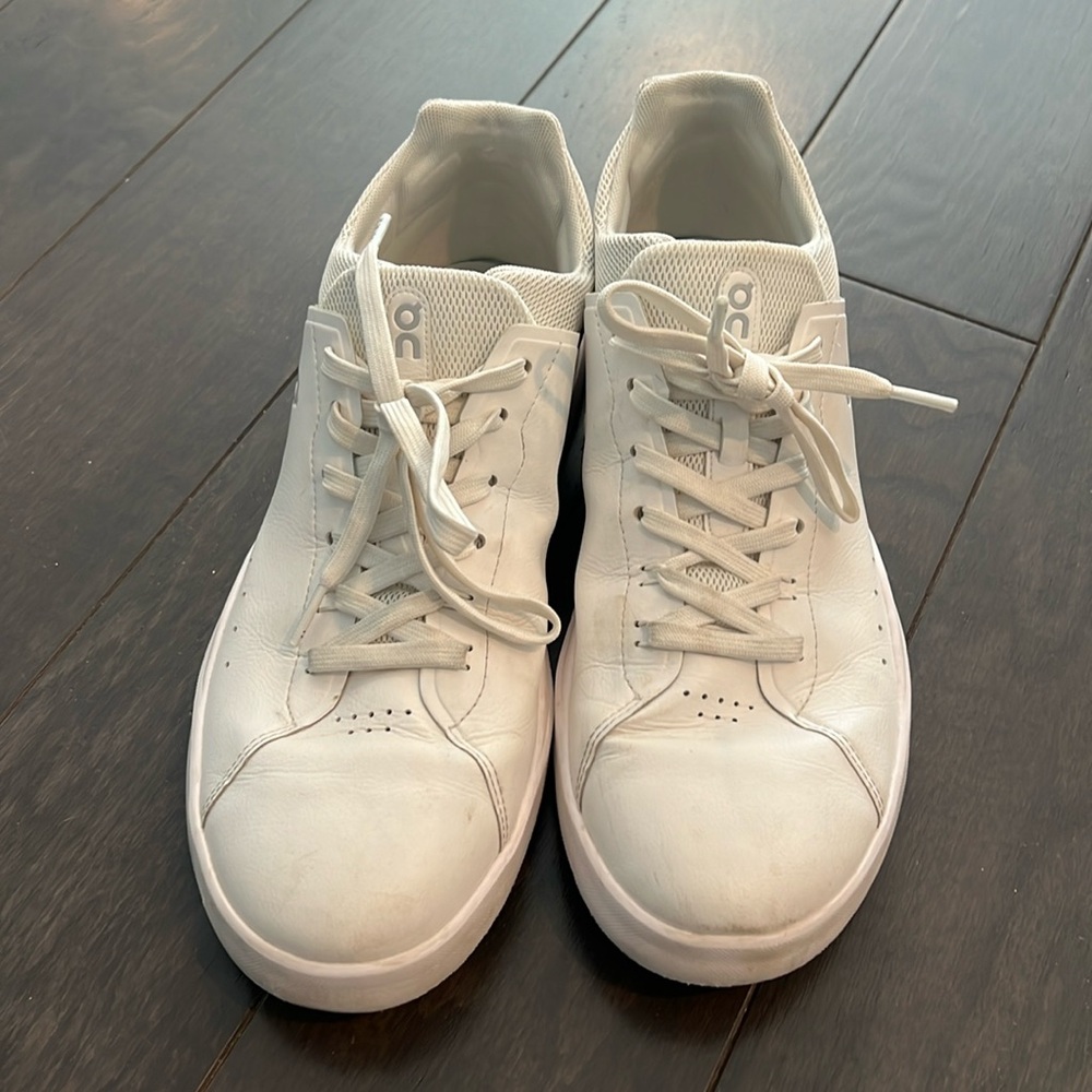 On Cloud sneakers